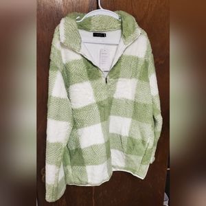 Green/White checkered fuzzy pullover size xl